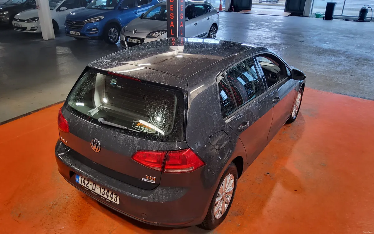 Volkswagen Golf 2014 - Image 2