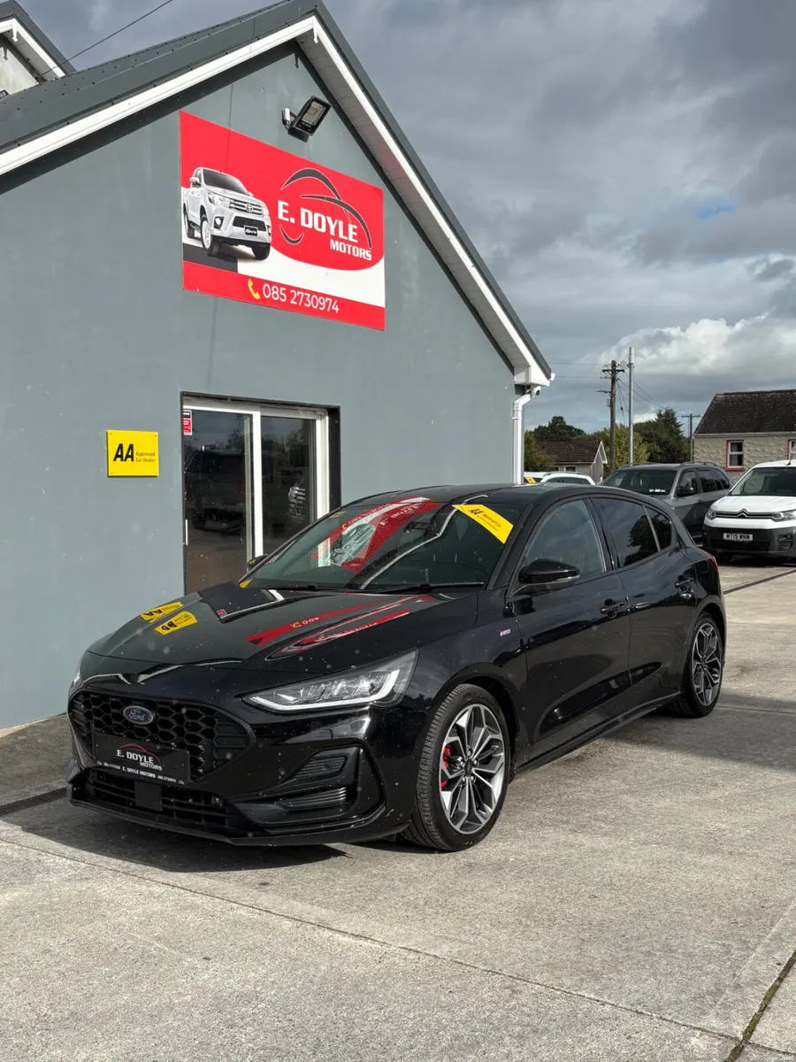 2023 Ford Focus ST- Line X Auto - Image 3