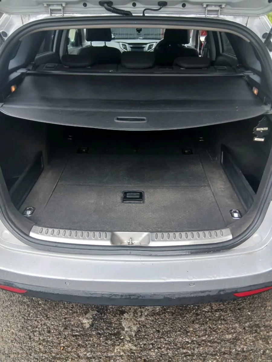 Hyundai i40 estate - Image 6