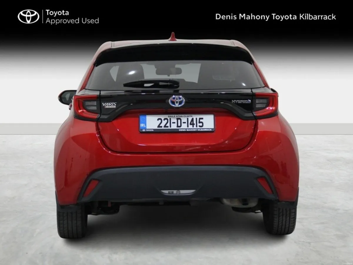 Toyota Yaris LUNA SPORT  AUTO - Image 4