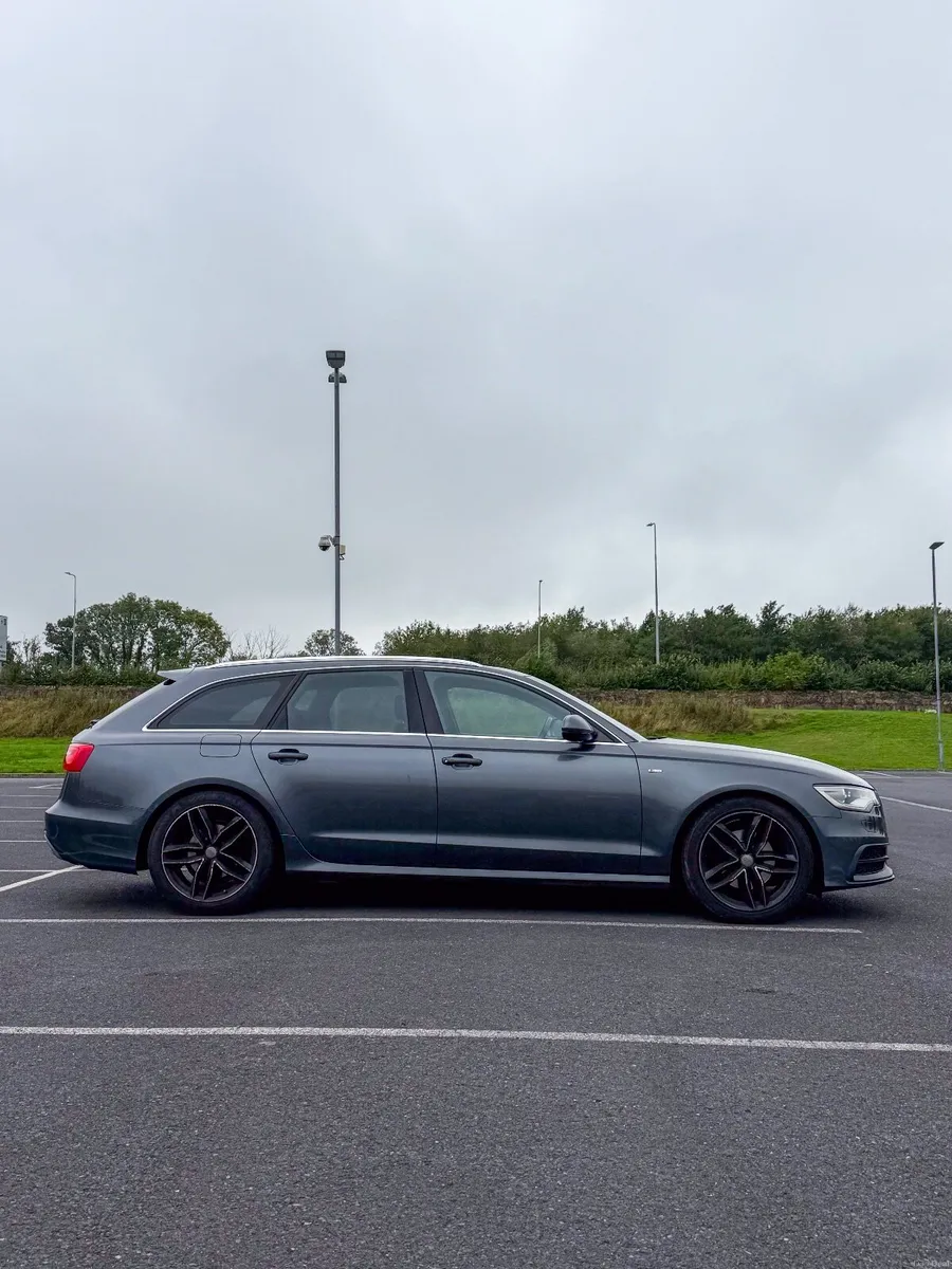 Audi A6 S Line 2.0 TDI Avant Panoramic Glass Roof - Image 6