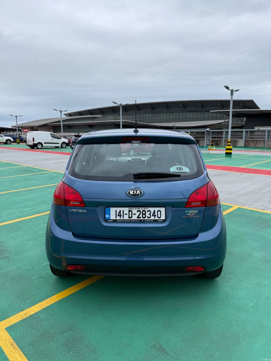 141 Kia Venga 1.4 Petrol - PERFECT STARTER CAR - Image 5