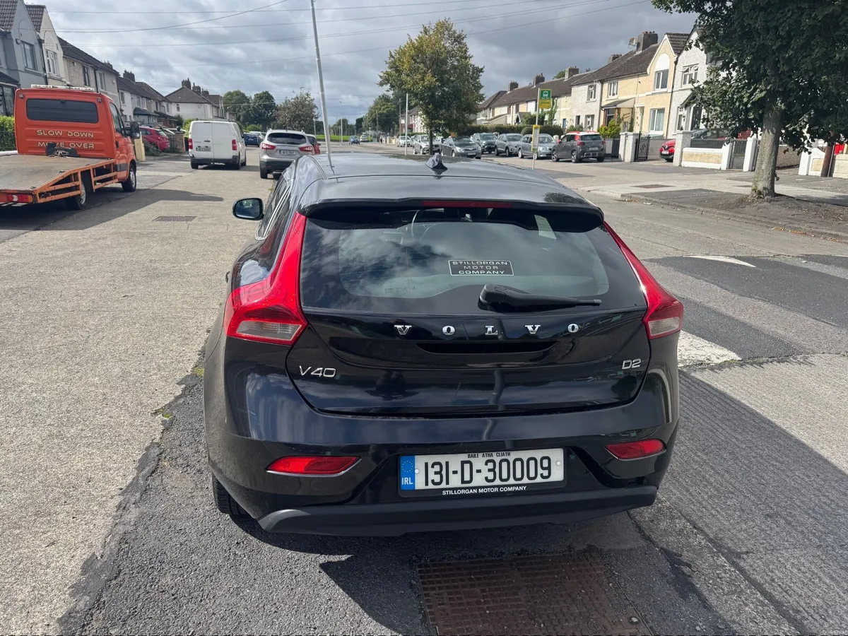 Volvo V40 2013 - Image 4