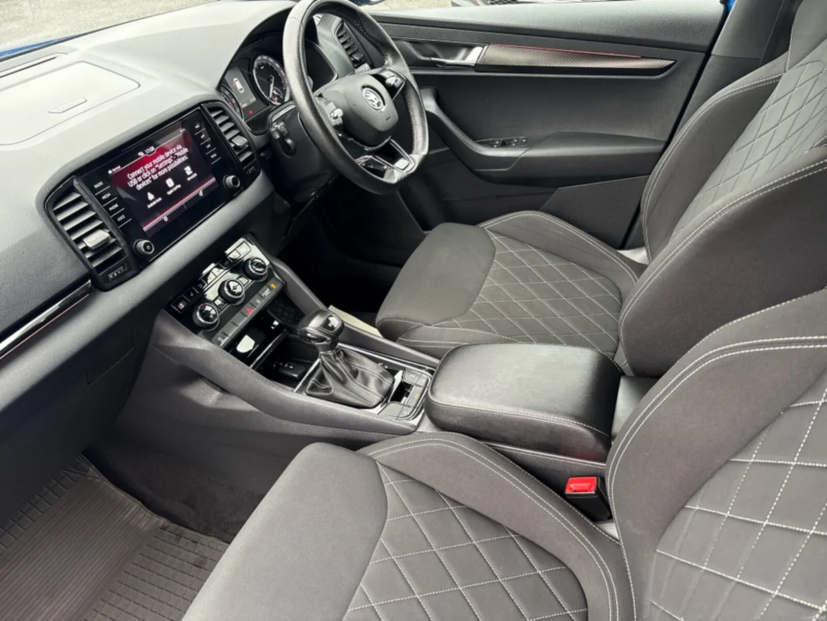 Skoda Karoq SPORT 2.0 TDI 115HP DSG 5DR AUTO - Image 2