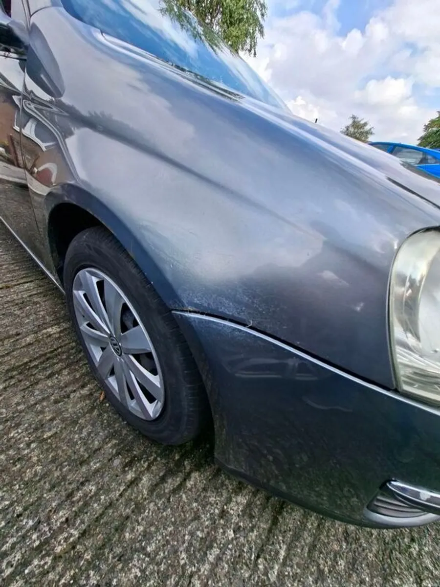 2009 Volkswagen Golf - Image 6