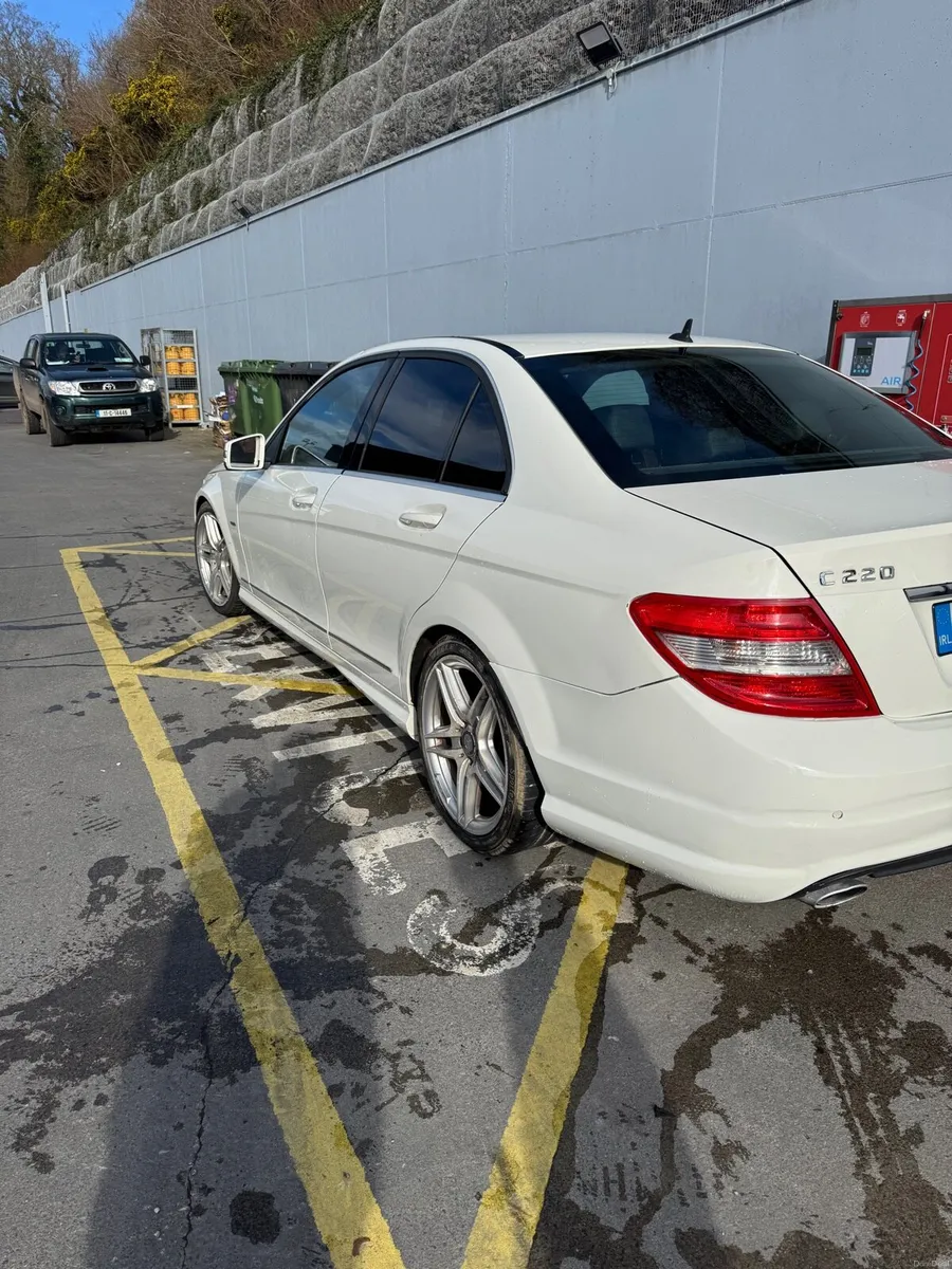 Mercedes C-Class 2.1 Cdi Amg - Image 6
