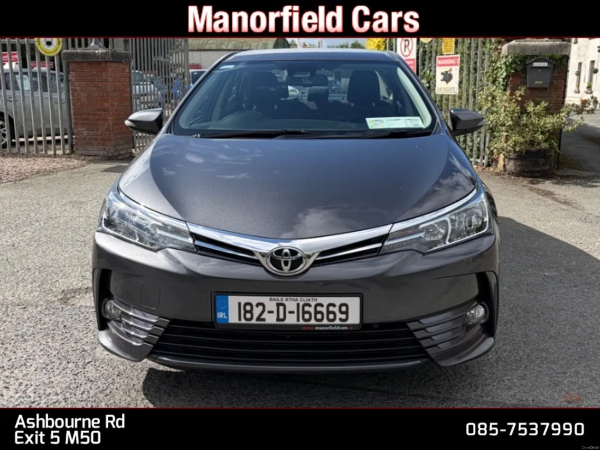 2018 Toyota Corolla Luna 1.3 Petrol LOW KM'S - Image 2