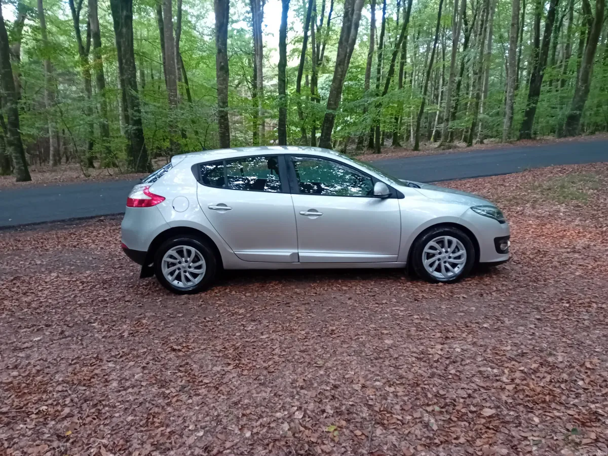 141 RENAULT MEGANE , 1.5 DCI DYNAMIQUE 6 SPEED - Image 5