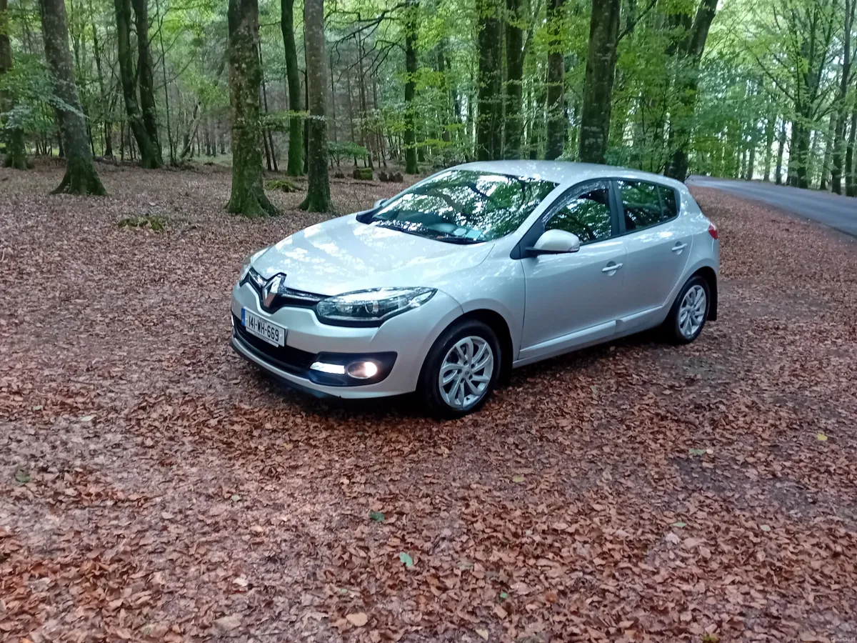 141 RENAULT MEGANE , 1.5 DCI DYNAMIQUE 6 SPEED - Image 1