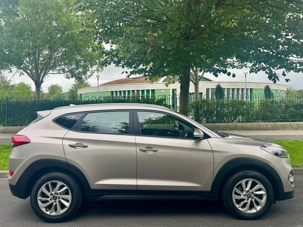 Hyundai Tucson,1.7diesel,NEW NCT! - Image 2