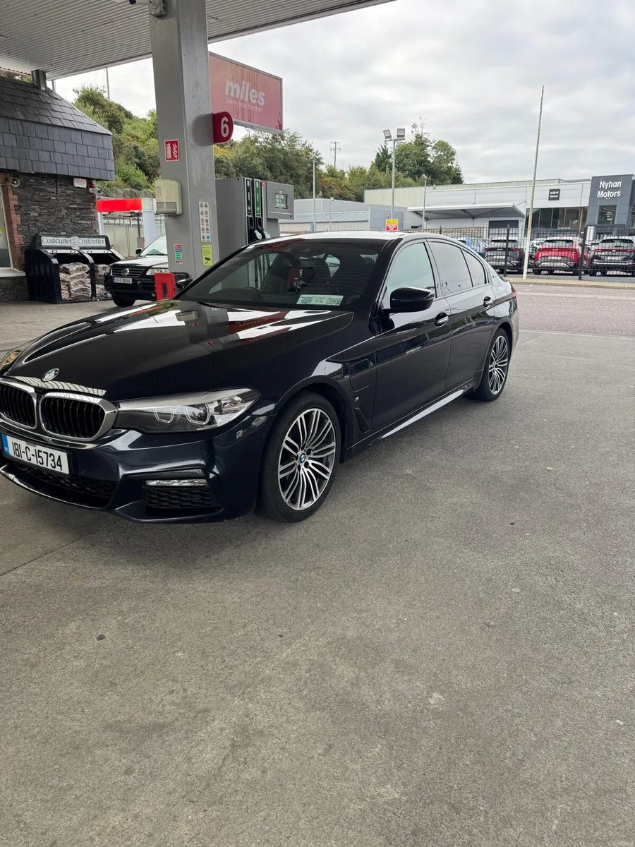 Bmw G30 M Sport Plug-in Hybrid - Image 3