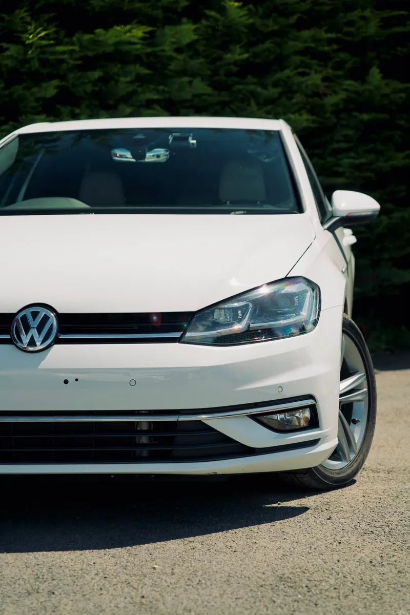 Volkswagen Golf 2.0 TDI Highline 2019 - Image 6