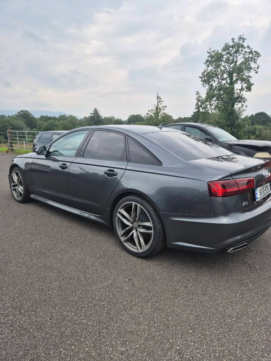 Audi A6 Black Edition - Image 4