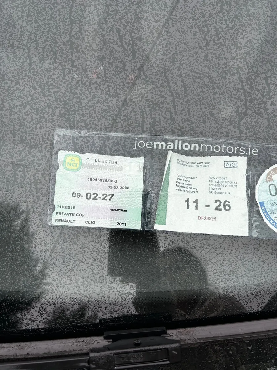 Renault Clio 1.2 Petrol   Excellent Conditions - Image 6
