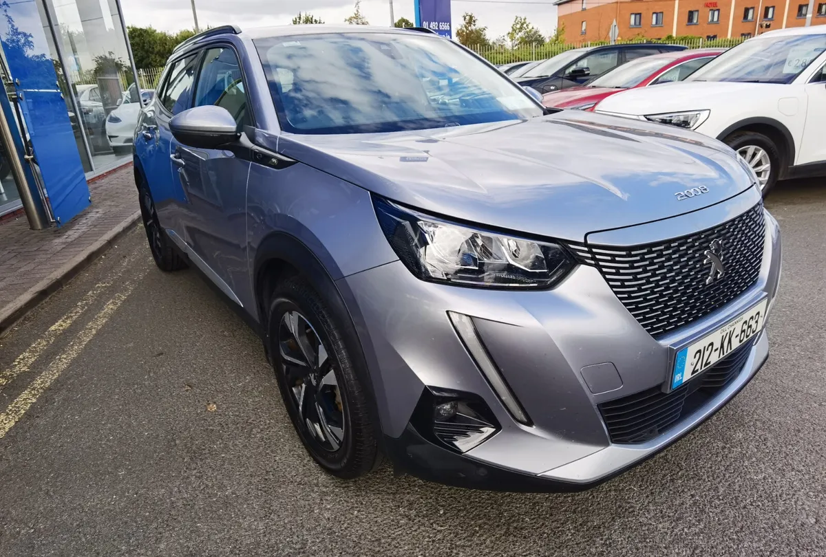 PEUGEOT 2008 50KWH ALLURE - Image 3