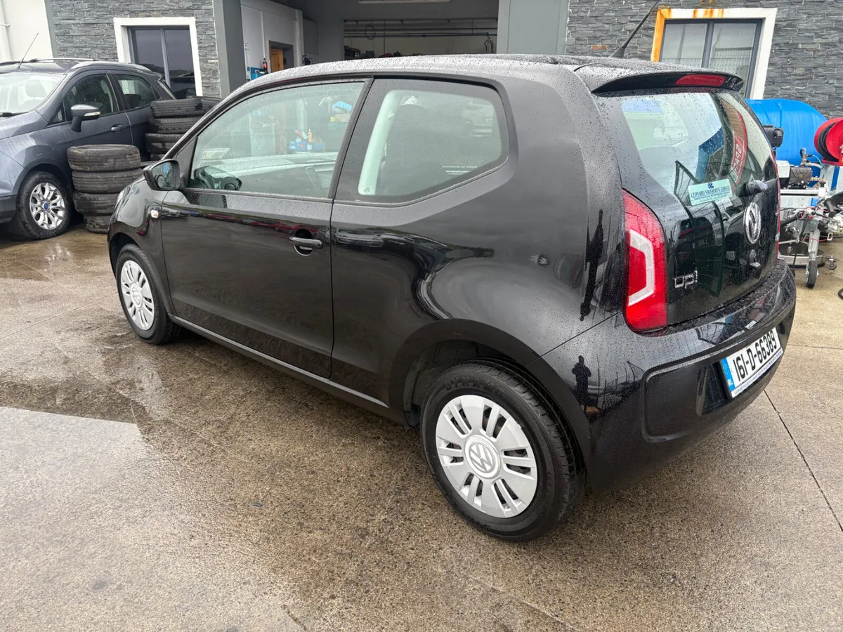 Volkswagen up! 2016 - Image 3