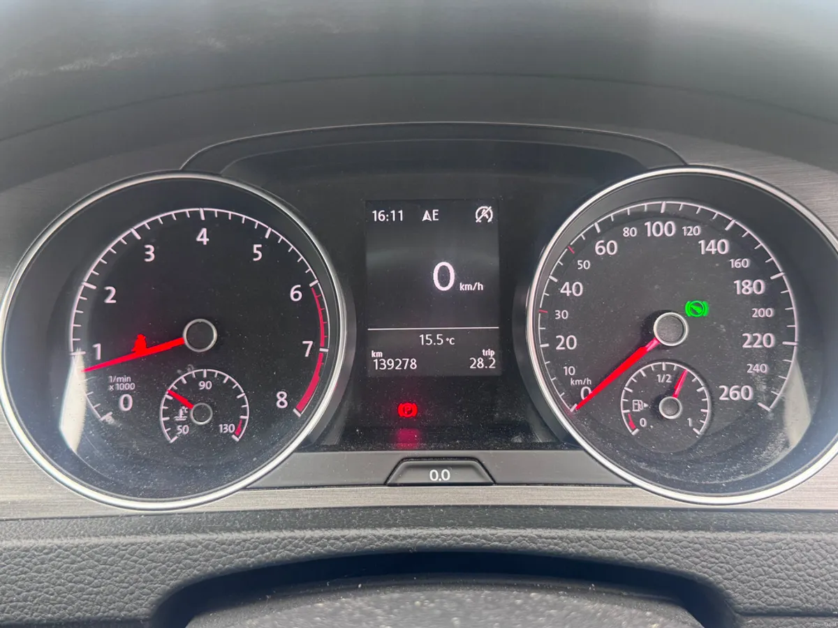 Volkswagen Golf 2013 petrol automatic - Image 6