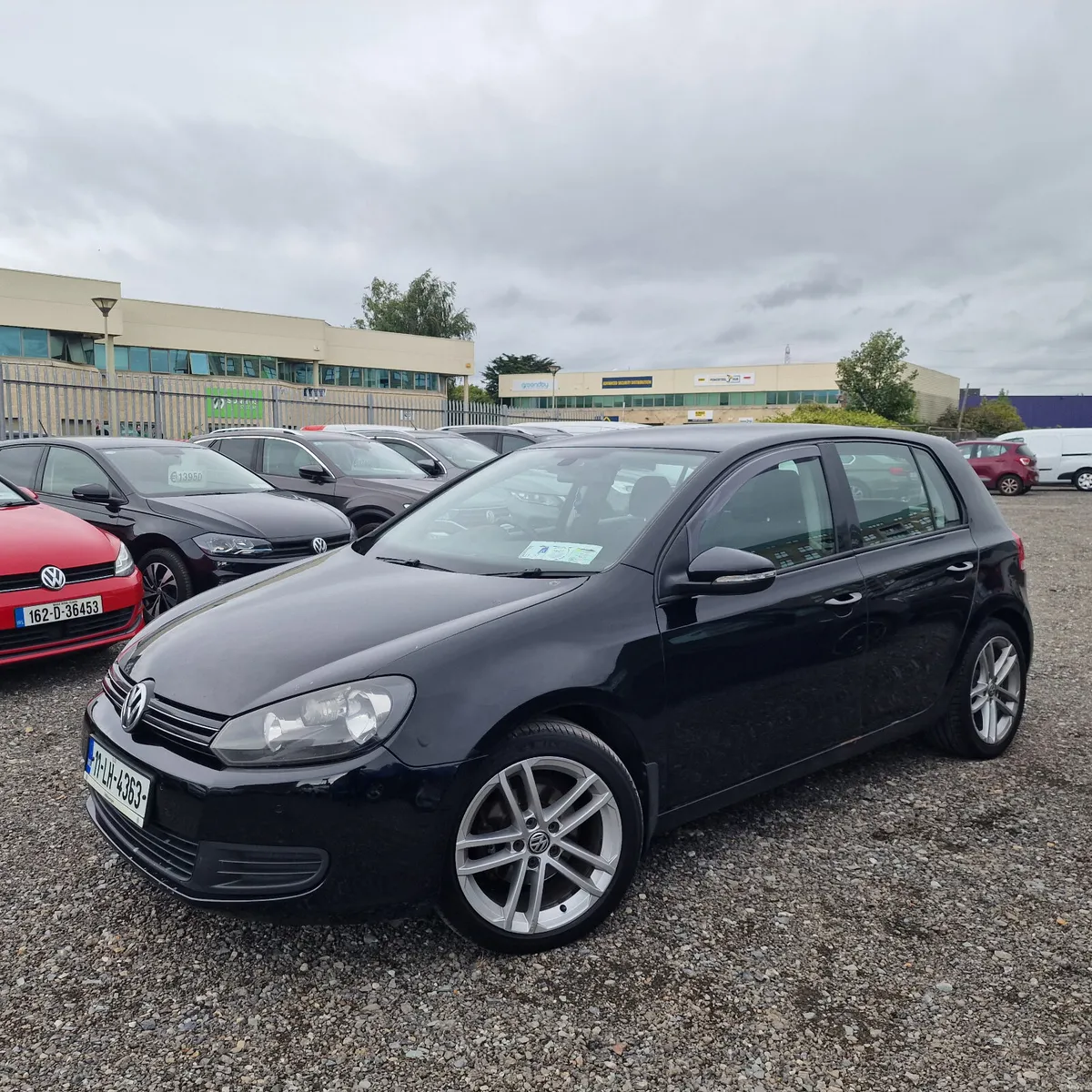 Volkswagen Golf 2011 - Image 1