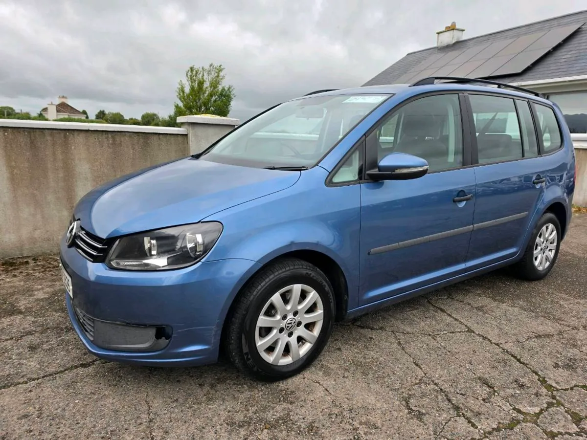 2011 Volkswagen Touran 1.6Tdi Manual - Image 4
