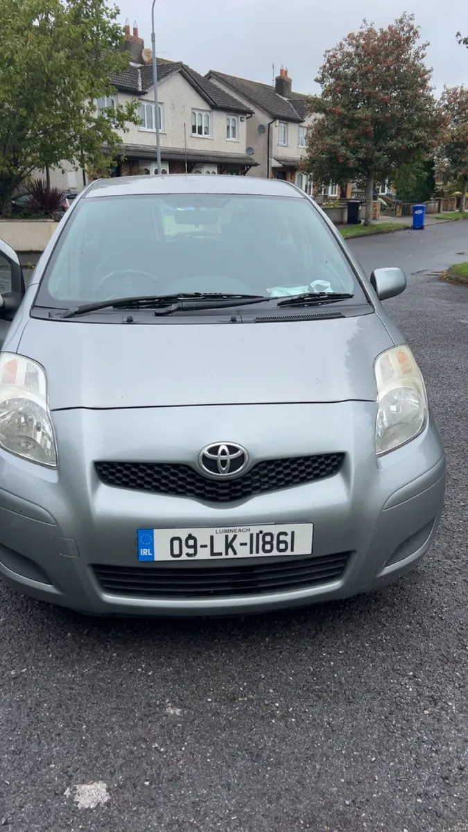 Toyota Yaris 2009 - Image 1