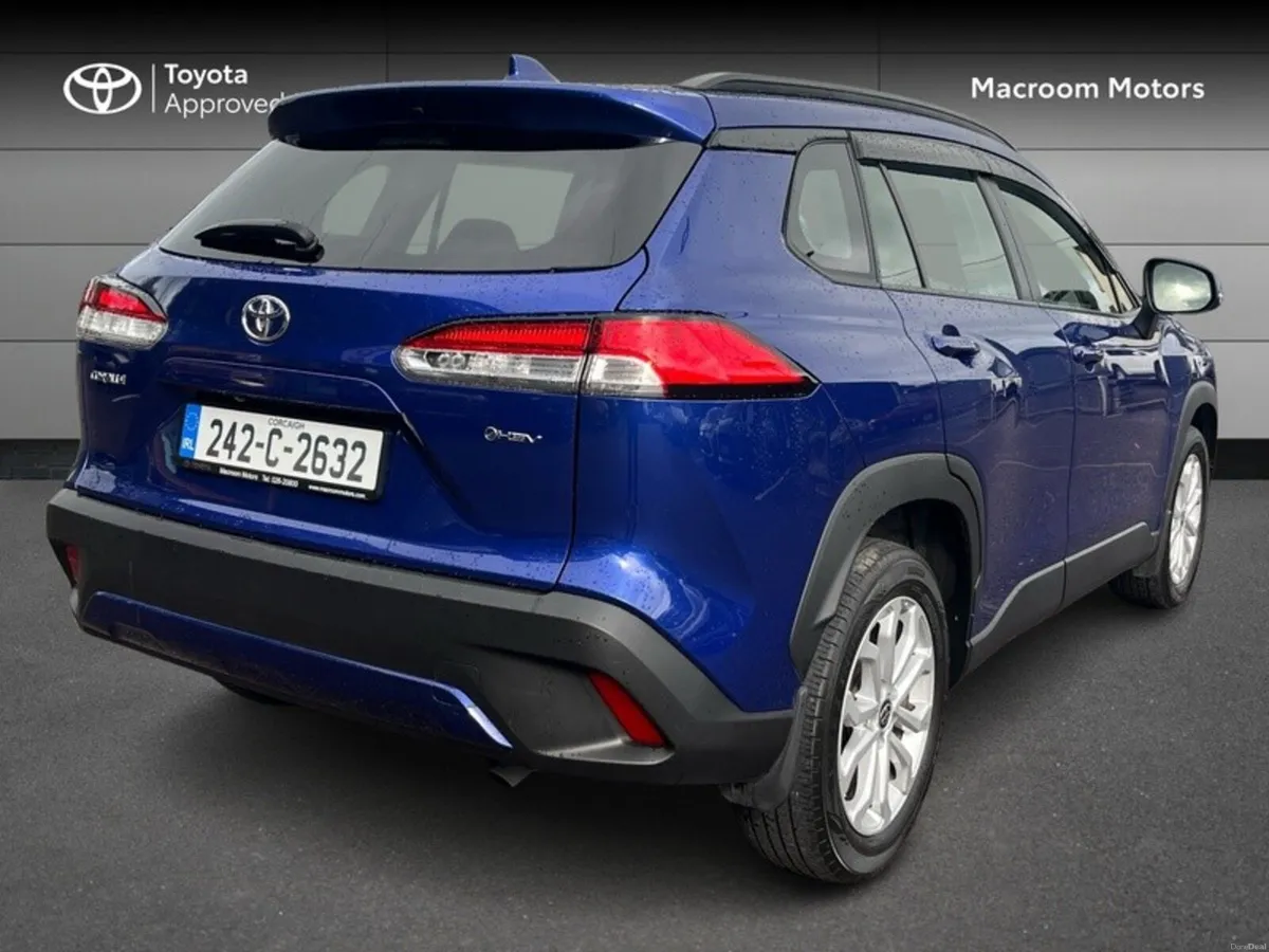 Toyota Corolla Cross CROSS HYBRID 1.8 LUNA - Image 2