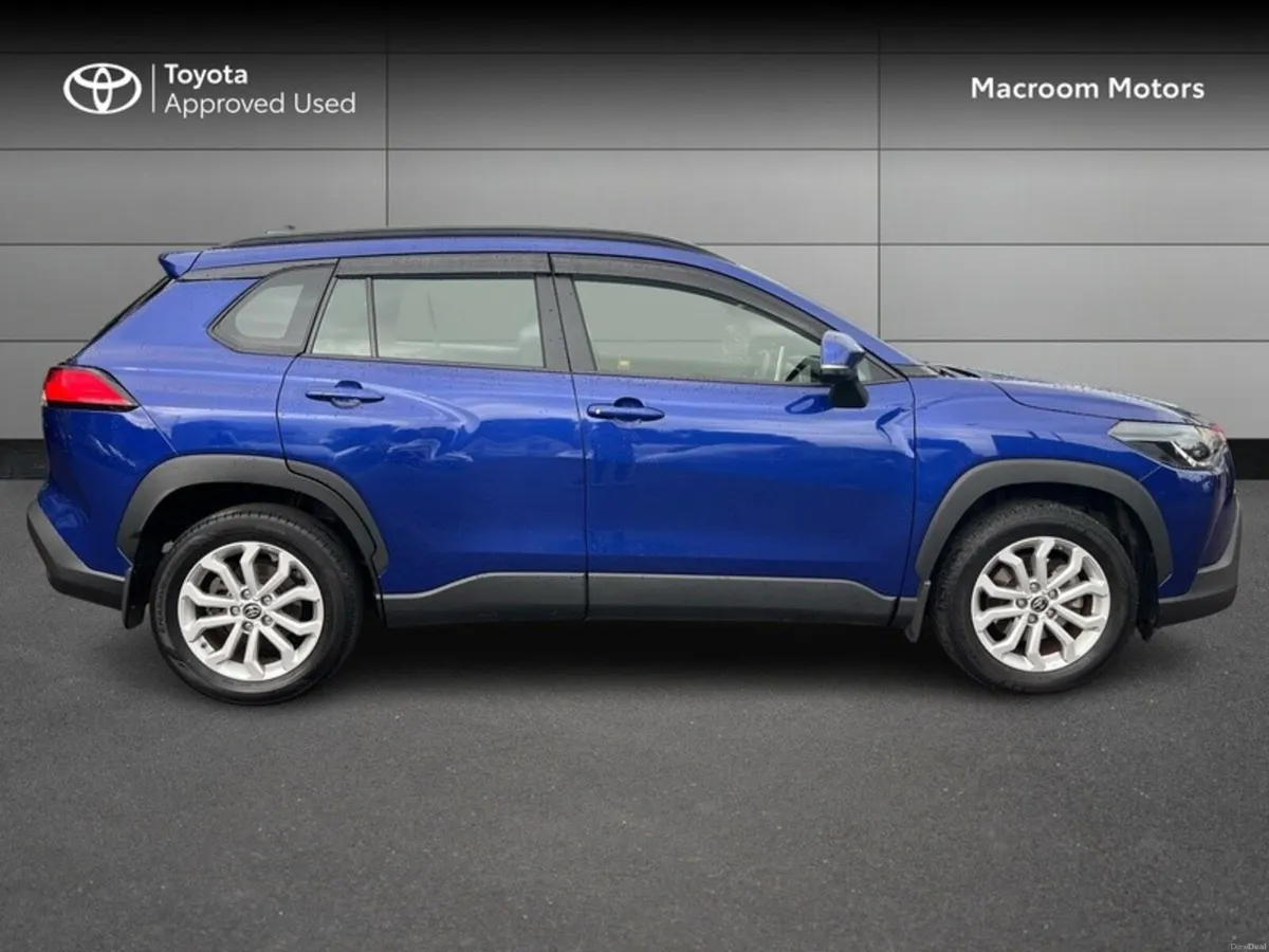 Toyota Corolla Cross CROSS HYBRID 1.8 LUNA - Image 3