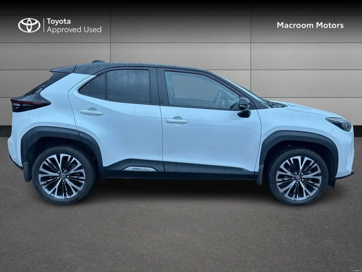 Toyota Yaris Cross YARIS CROSS SOL - Image 3