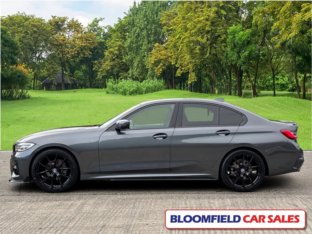 BMW 3-Series 320D MSPORT XDRIVE , AUTO // LOW MILE - Image 4