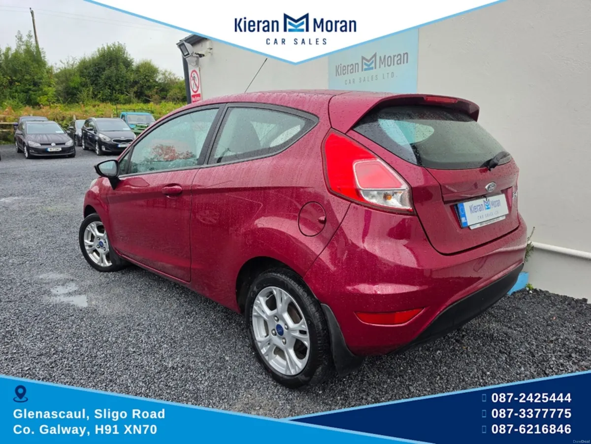 Ford Fiesta MCA ZETEC 1.5 75PS M5 2DR - Image 4