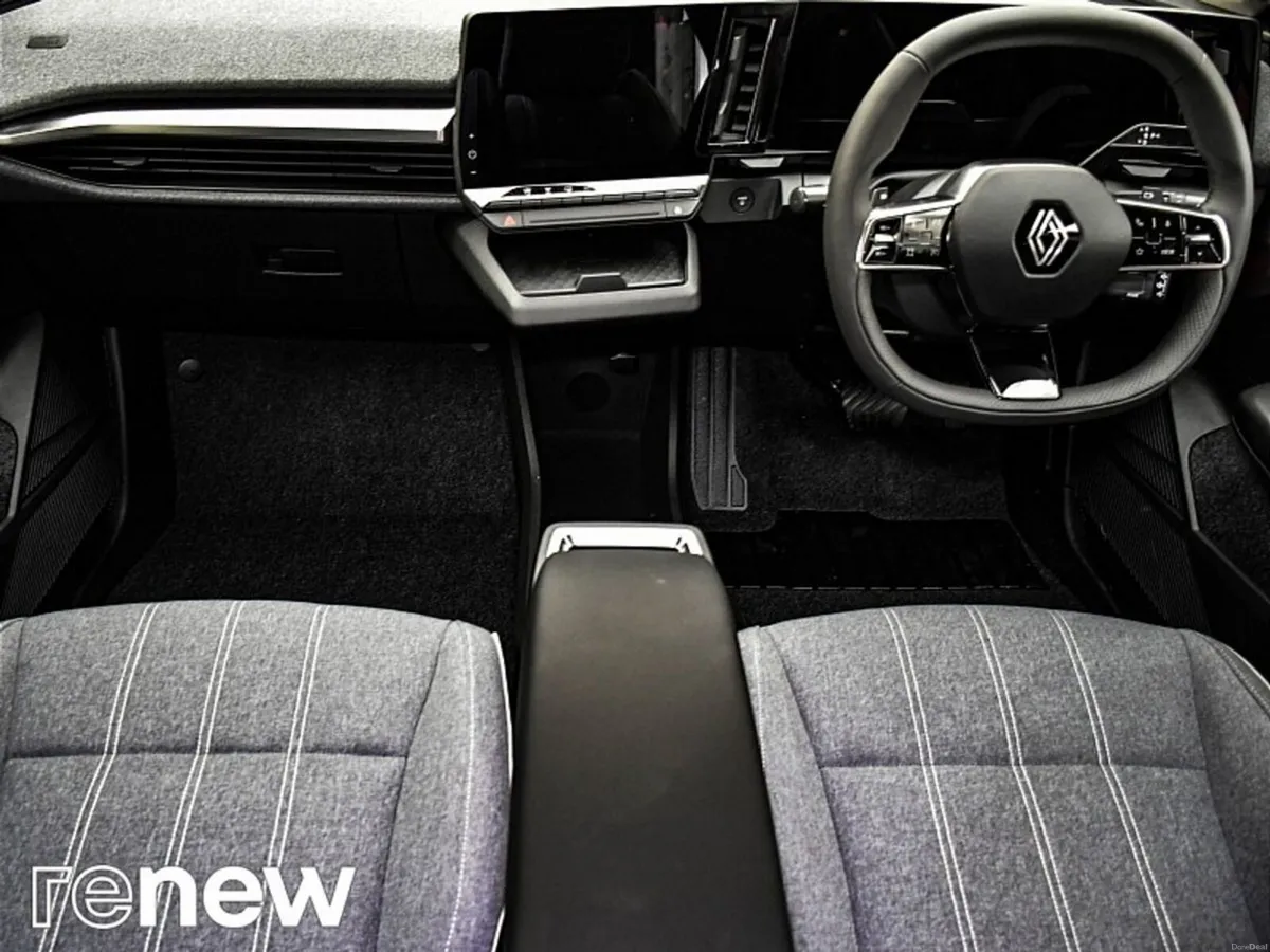 Renault Megane E-Tech Techno EV60 - Image 2