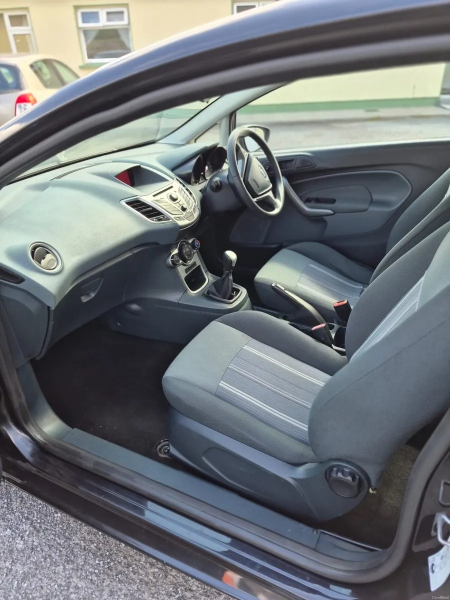 Ford Fiesta 2009 - Image 6