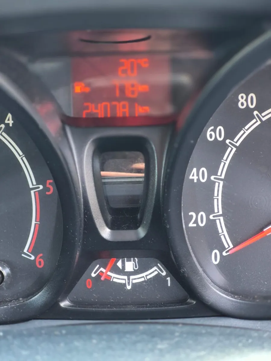 Ford Fiesta 2009 - Image 3