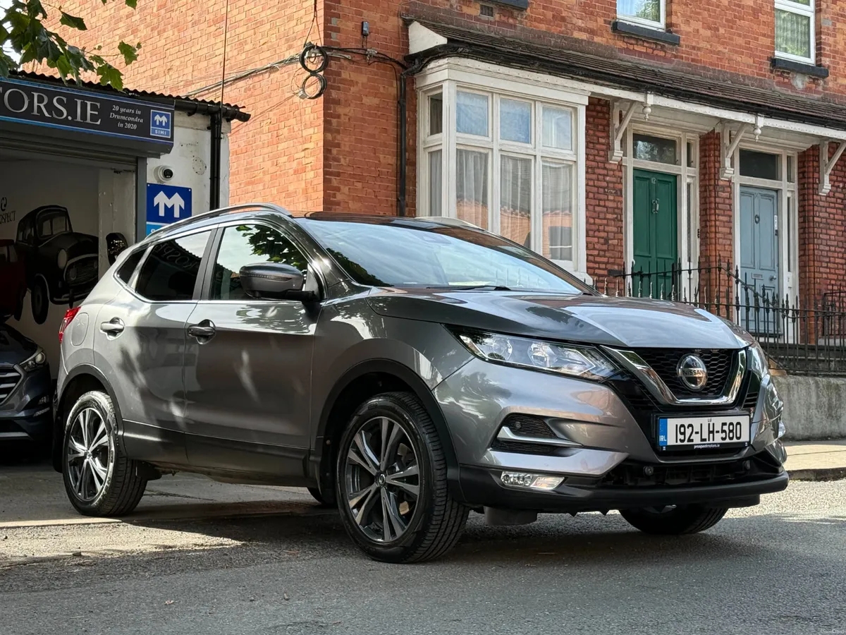 2019 Nissan Qashqai. 1.5 SV Premium, 129km, Spec! - Image 3