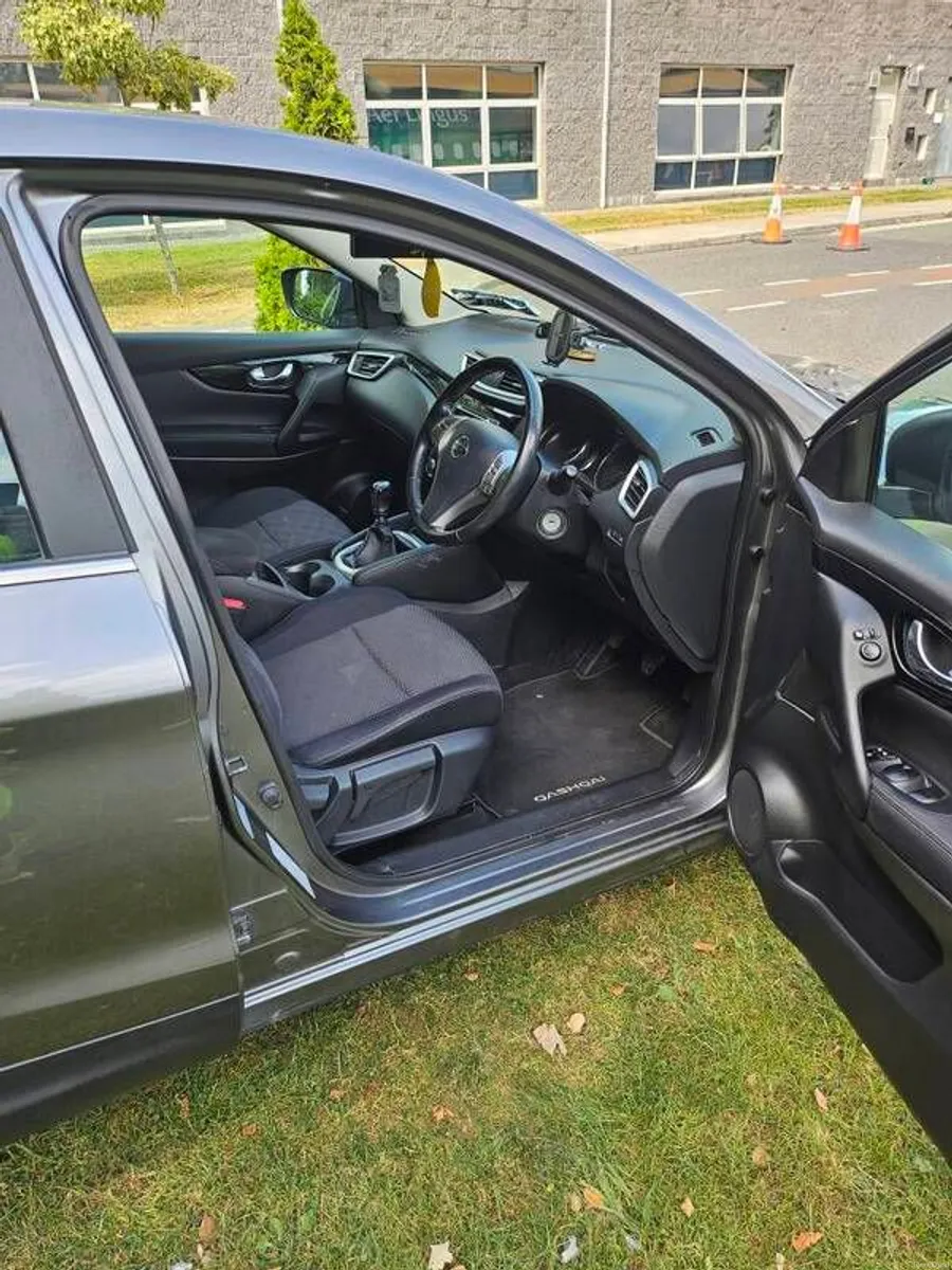 2015 Nissan Qashqai - Image 4