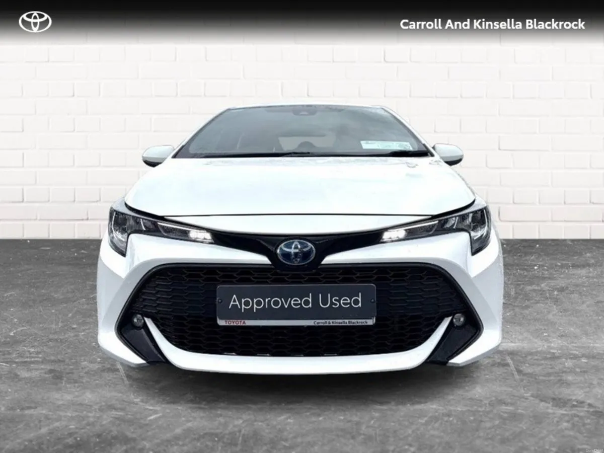 Toyota Corolla Hybrid Luna HB - Image 4