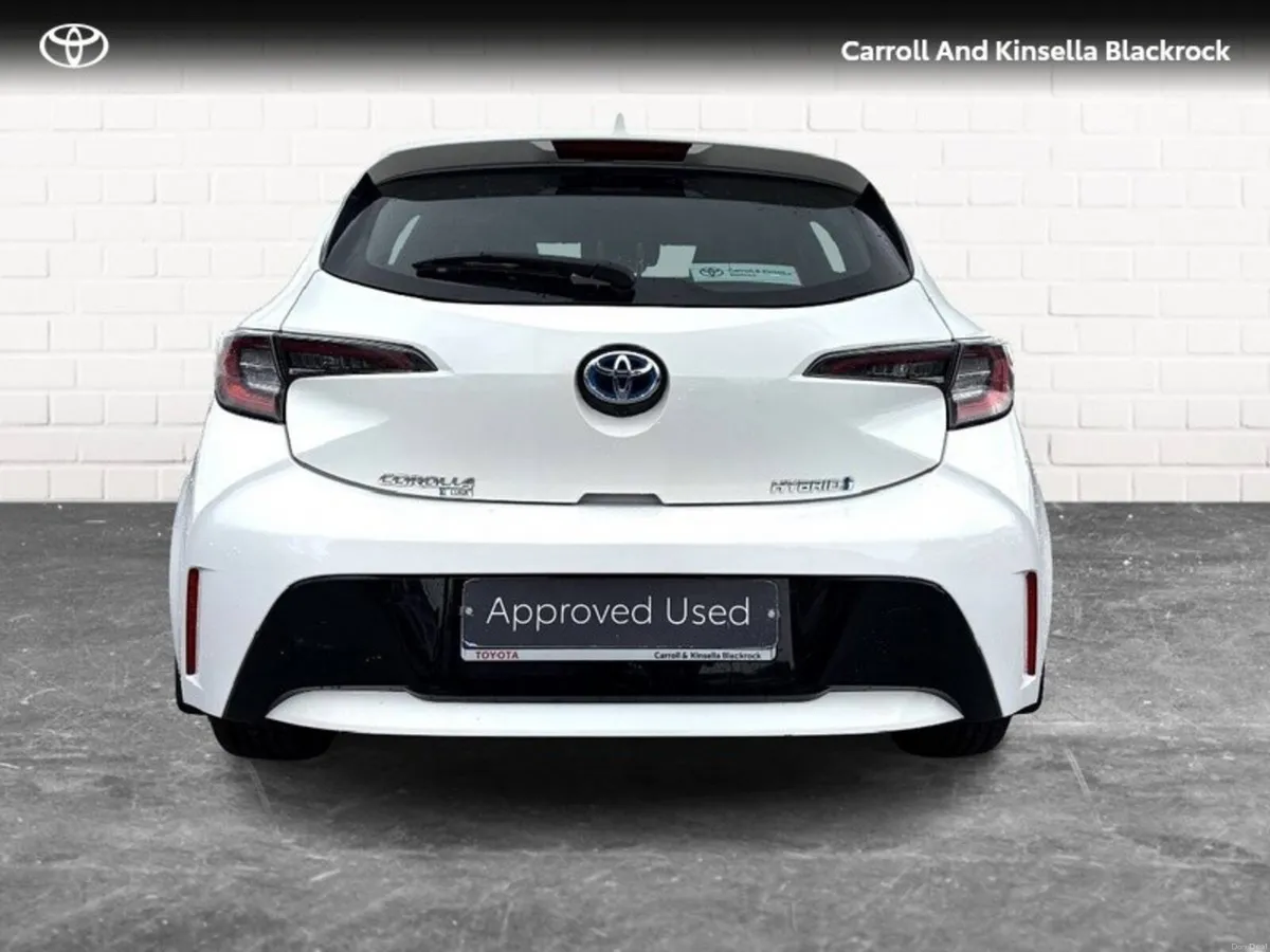 Toyota Corolla Hybrid Luna HB - Image 5