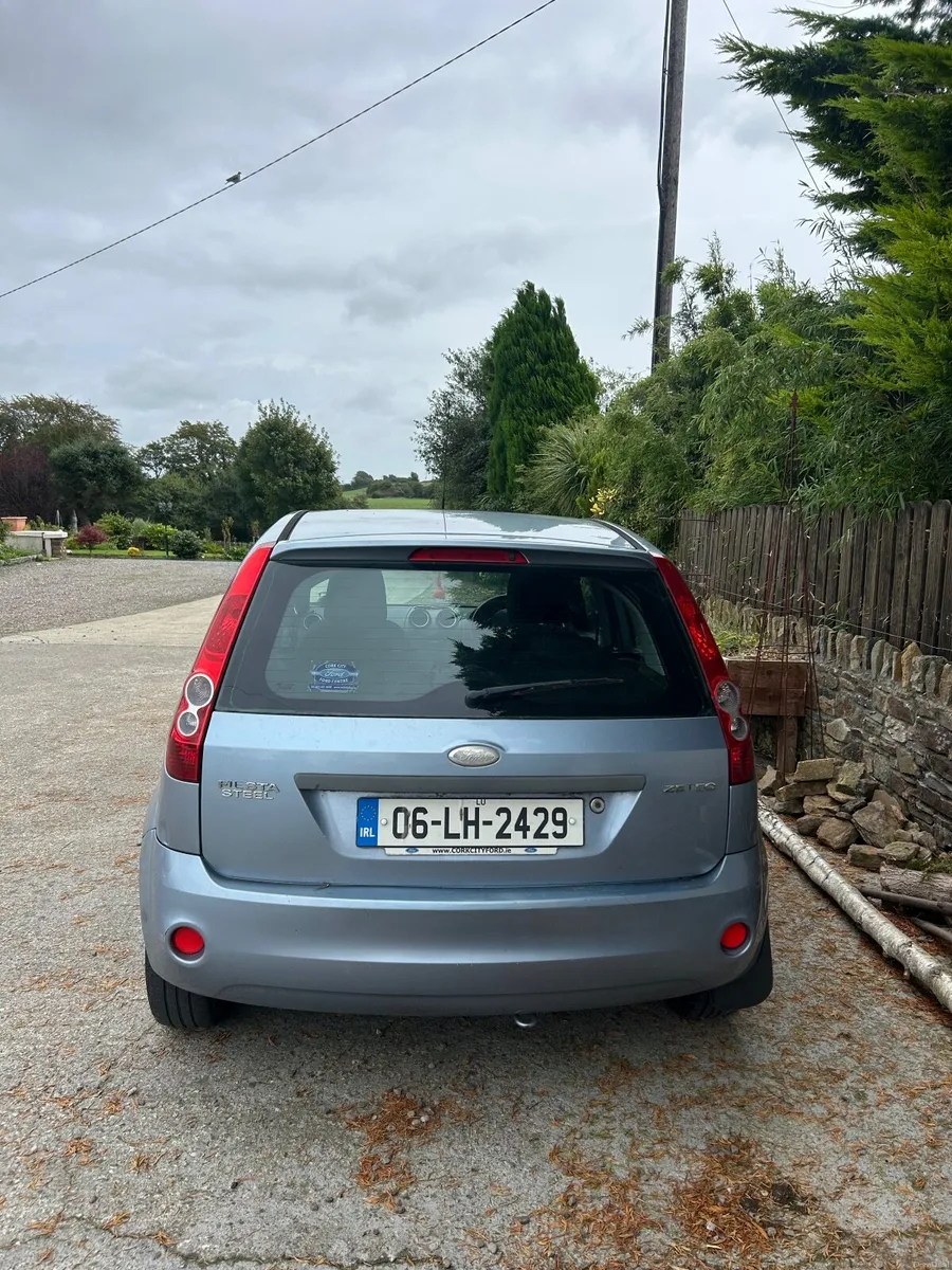 Ford Fiesta 2006 - Image 4