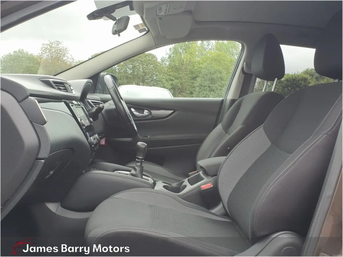 Nissan Qashqai 1.5 DSL SV - Image 4