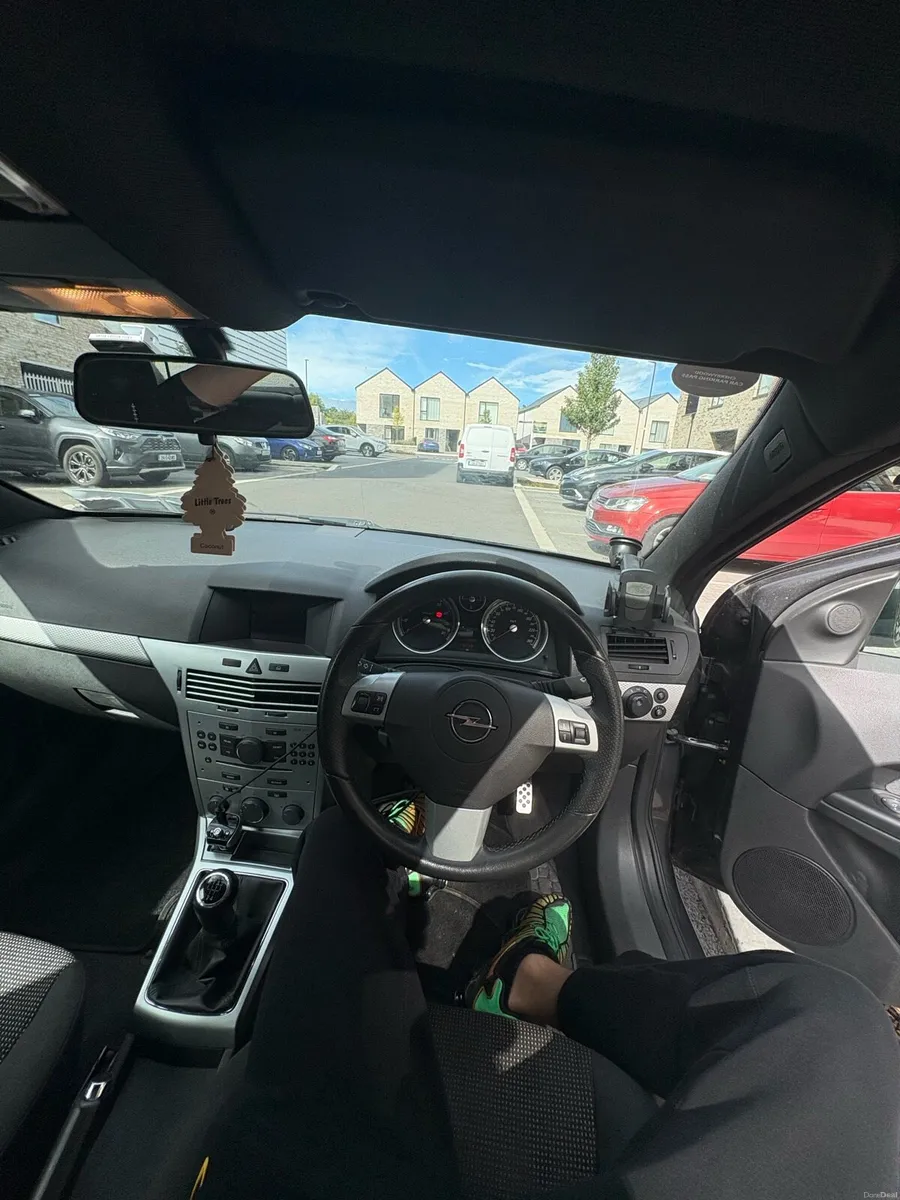 Opel Astra H GTC 2010 - Image 6