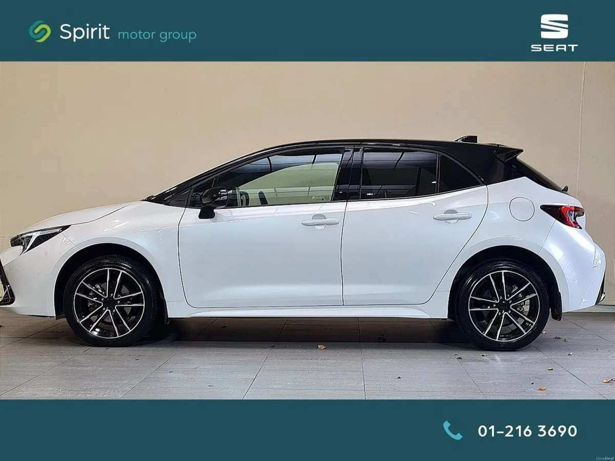 Toyota Corolla 1.8 Hybrid Luna Sport Hatchback**Ca - Image 6
