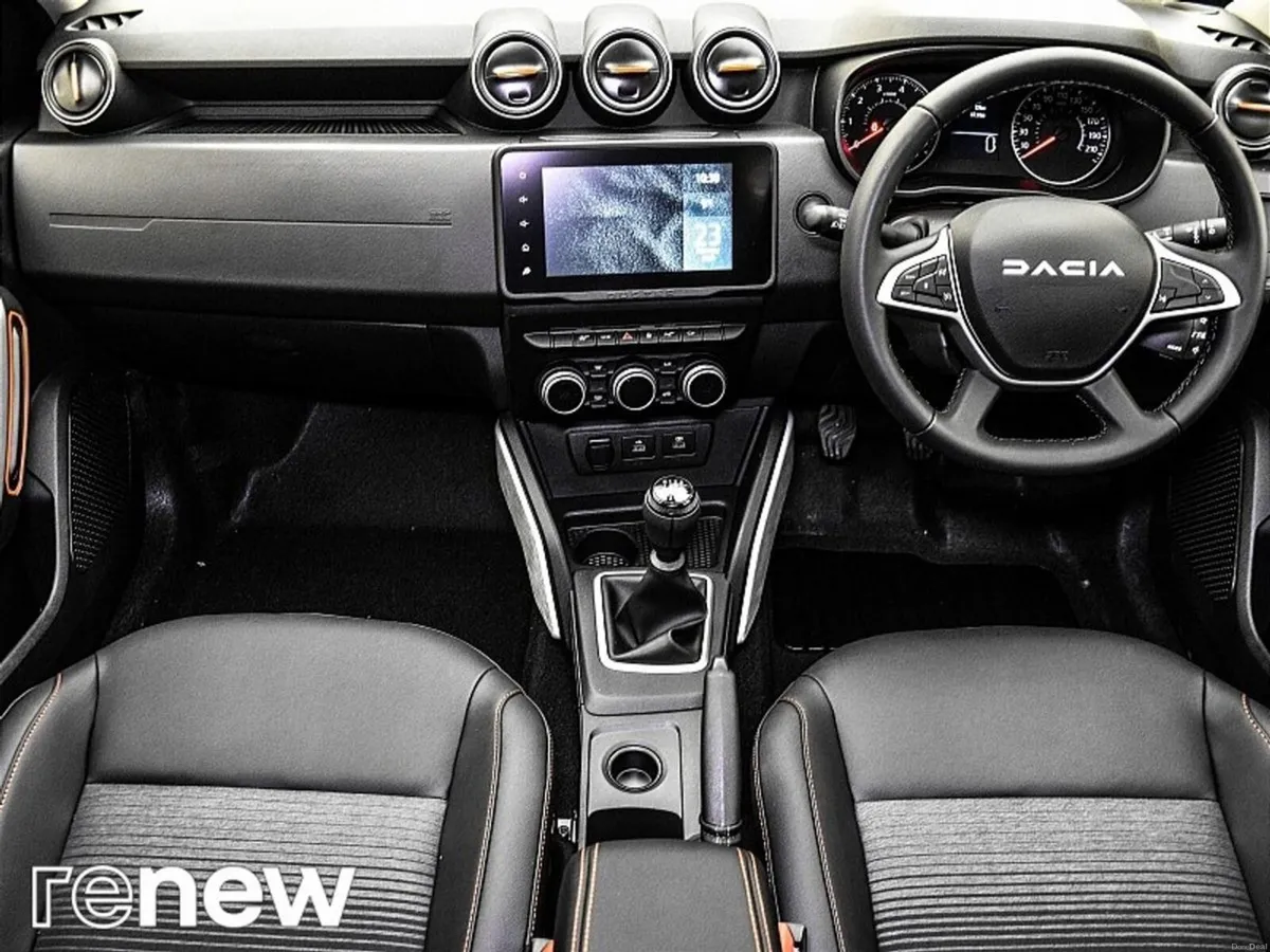 Dacia Duster Extreme SE Blue dCi 115 NBI - Image 2
