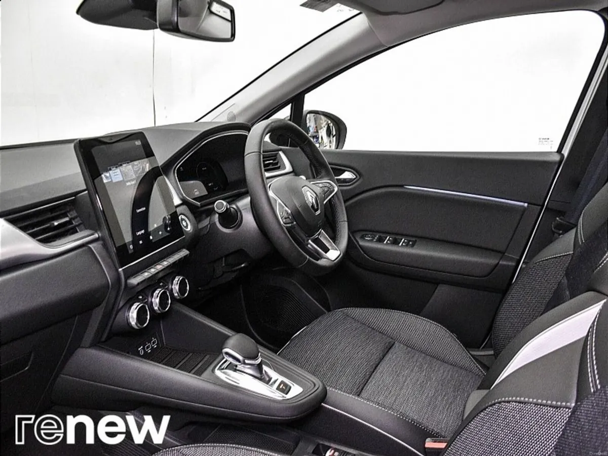 Renault Captur S-Edition E-TECH Plug-in 160 Auto - Image 5