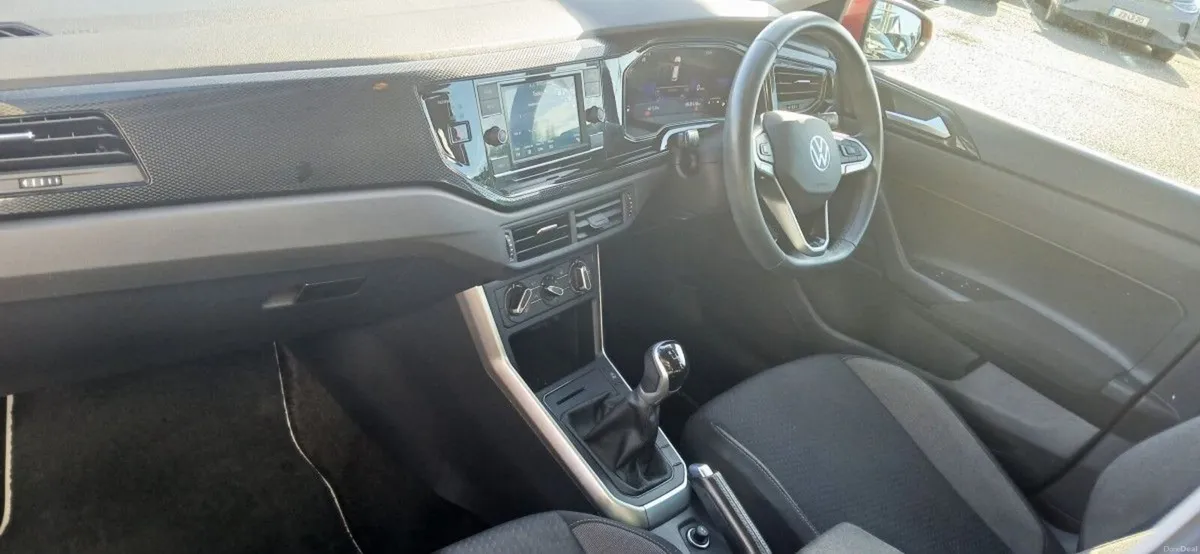 Volkswagen Polo Life 1.0 TSI 95HP **REAR VIEW CAME - Image 3