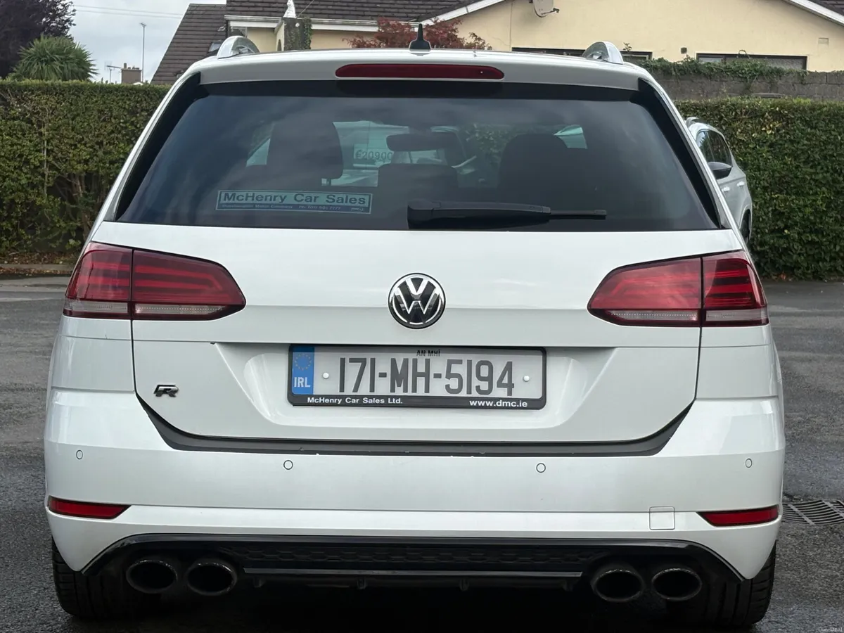 171 Volkswagen Golf R 2.0TSI 4MOTION Estate - Image 6