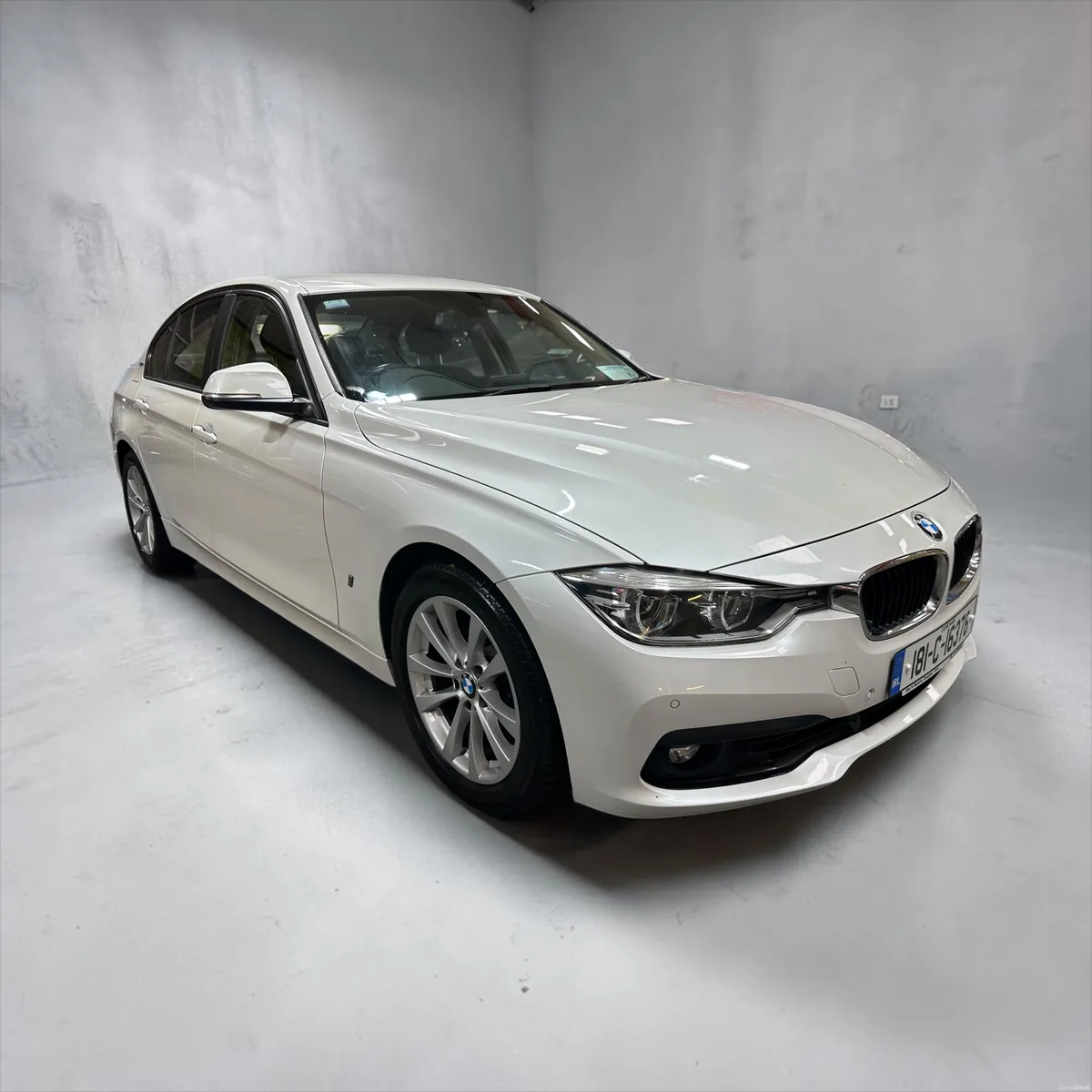 2018 BMW 3-Series 330e 2.0 Hybrid petrol Automatic - Image 1
