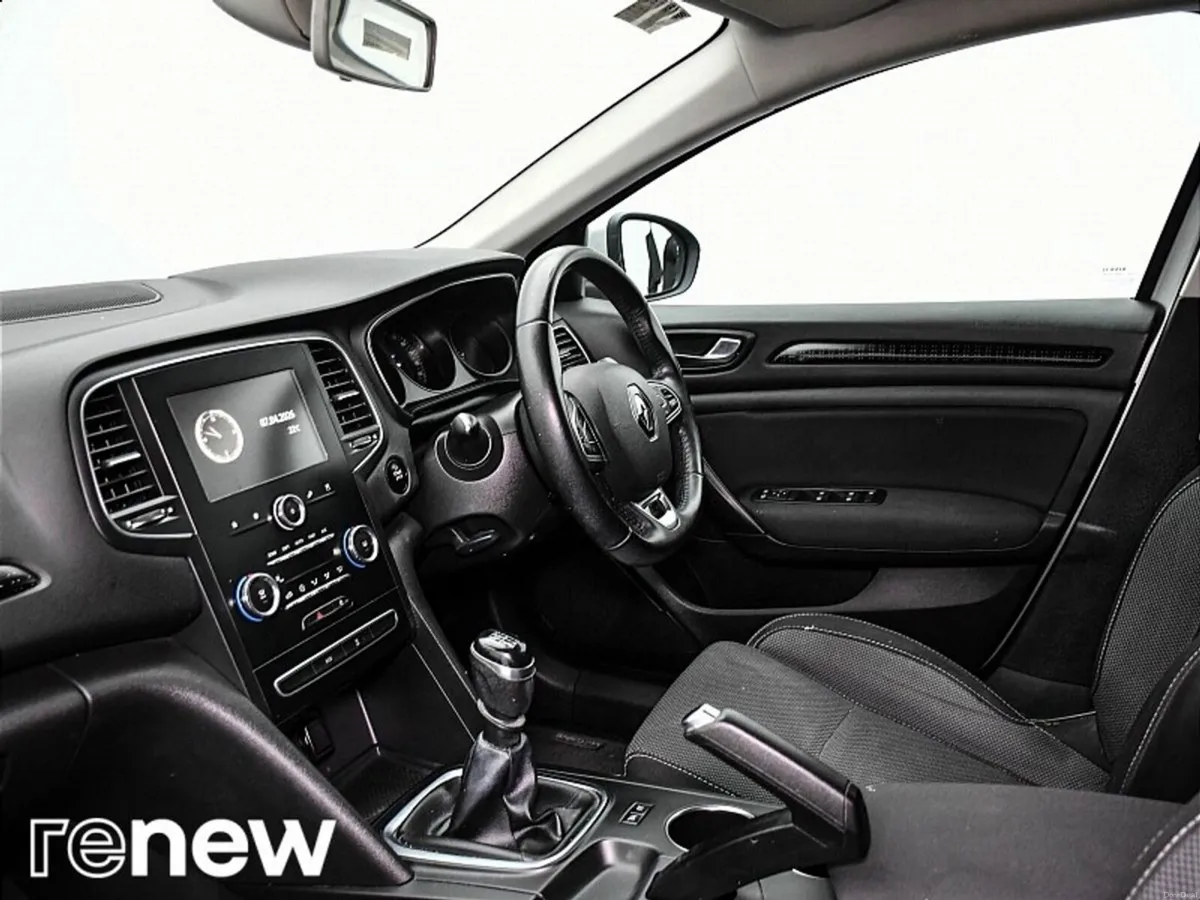 Renault Megane Sport Tourer Play Blue dCi 115 MY18 - Image 5