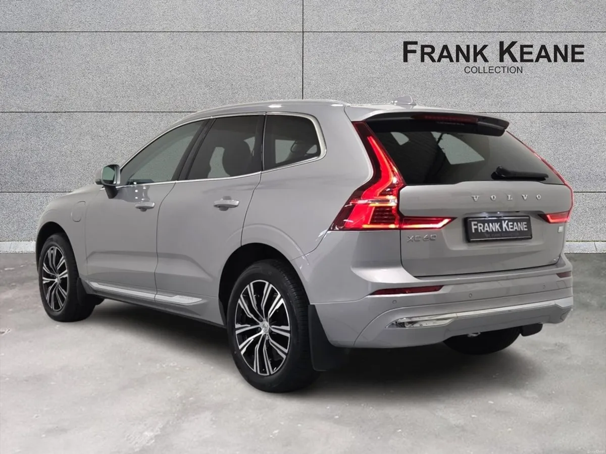 Volvo XC60 PHEV T6 (340hp) Inscription AWD - Image 2