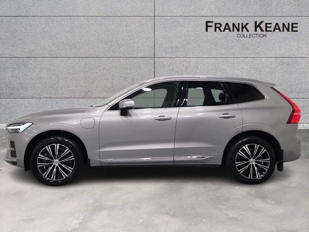 Volvo XC60 PHEV T6 (340hp) Inscription AWD - Image 3