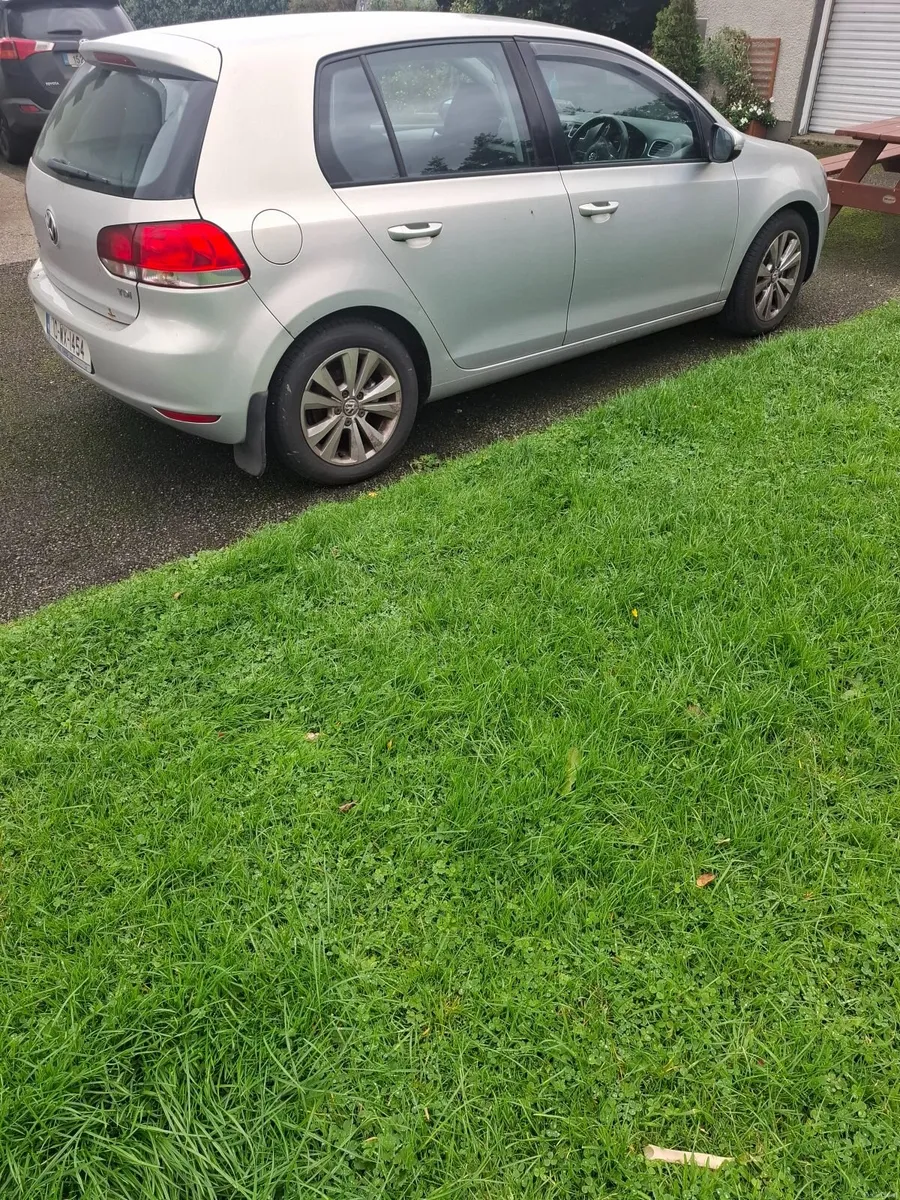 Volkswagen Golf 2010 - Image 3