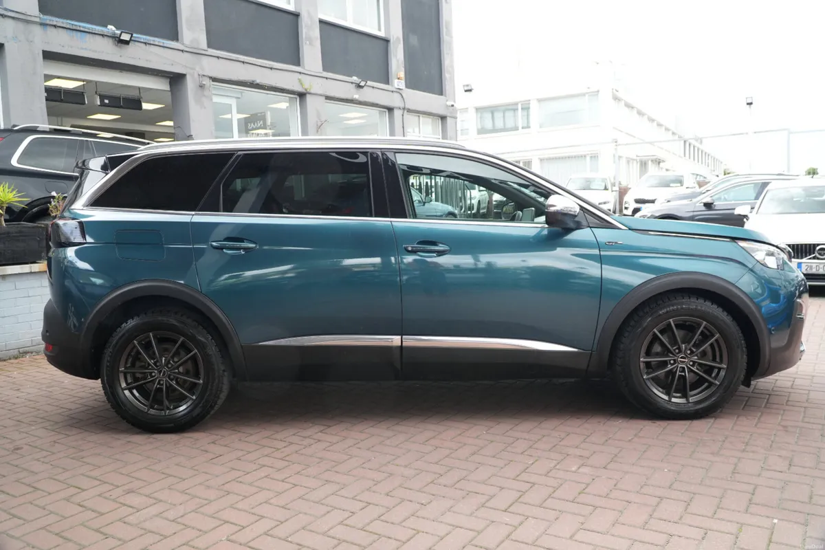 2019 PEUGEOT 5008 - Image 3